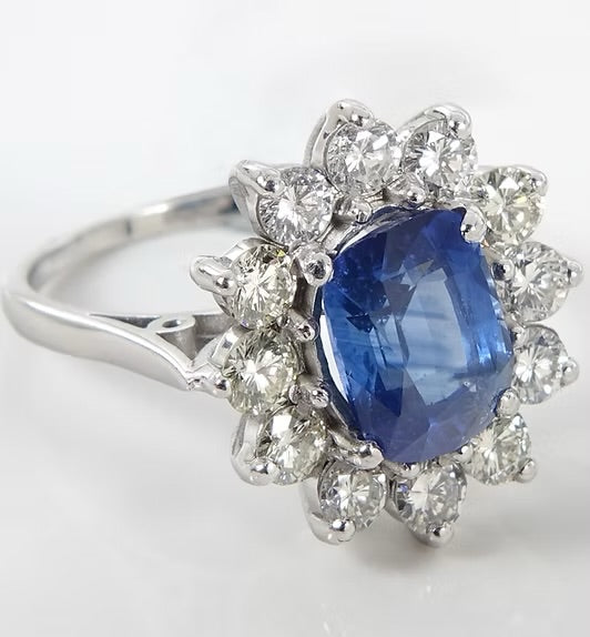 Large Sapphire & Diamond Ring 5.23ct Total