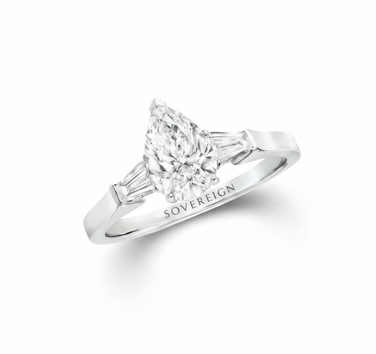 18ct White Gold Pear Diamond Ring