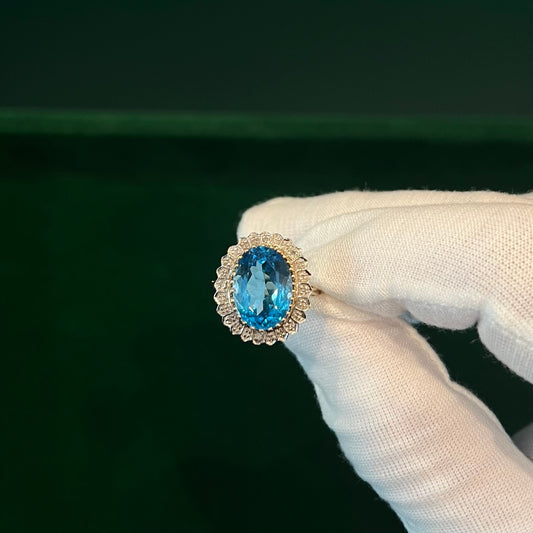 9ct Gold Topaz Ring